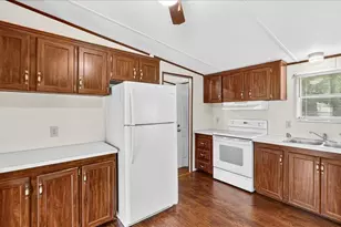 92 Little Mill Rd, Henderson, NC 27537 - Photo 6