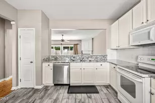 8139 Rhiannon Rd, Raleigh, NC 27613 - Photo 8