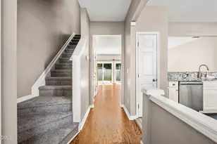 8139 Rhiannon Rd, Raleigh, NC 27613 - Photo 4