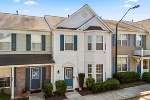 8139 Rhiannon Rd, Raleigh, NC 27613 - Photo 2