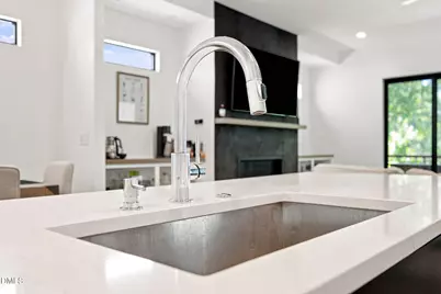 907 N State Street, Raleigh, NC 27604 - Photo 6