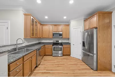 8025 Sycamore Hill Lane, Raleigh, NC 27612 - Photo 4
