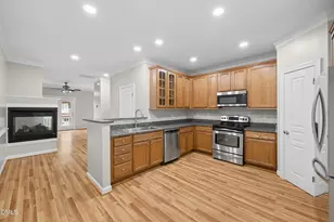 8025 Sycamore Hill Ln, Raleigh, NC 27612 - Photo 8