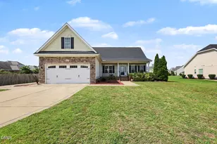 1633 Holloman Dr, Fayetteville, NC 28312 - Photo 1