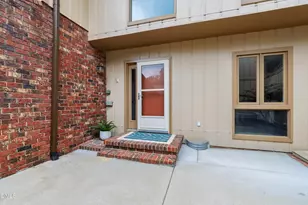 204 Tweed Cir, Cary, NC 27511 - Photo 6