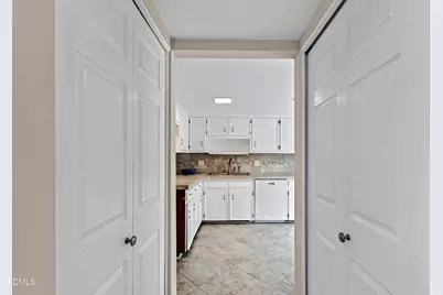 204 Tweed Circle, Cary, NC 27511 - Photo 22