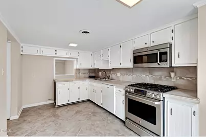 204 Tweed Circle, Cary, NC 27511 - Photo 18
