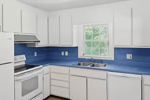 6909 Justice Dr, Raleigh, NC 27615 - Photo 4