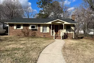 619 Everett St, Burlington, NC 27215 - Photo 1