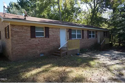112 E McIver Street, Zebulon, NC 27597 - Photo 1