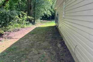 317 E Gilbreath St, Graham, NC 27253 - Photo 8