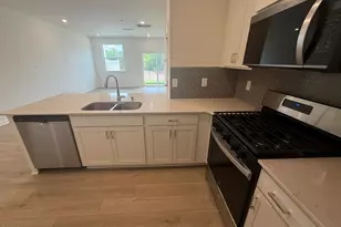 2109 Oakdale Dr, Durham, NC 27703 - Photo 2