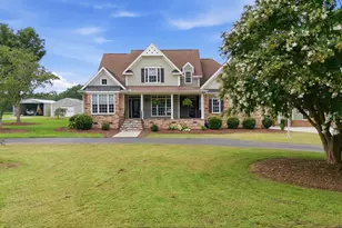 900 S Arendell Ave, Zebulon, NC 27597 - Photo 1