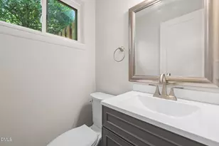 220 Elizabeth St, Chapel Hill, NC 27514 - Photo 4