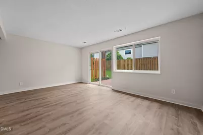 220 Elizabeth Street #Apt E4, Chapel Hill, NC 27514 - Photo 12