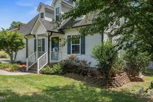 1809 Saddlewood Ln, Sanford, NC 27330 - Photo 2