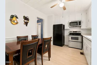 404 Dewey Street SW, Wilson, NC 27893 - Photo 4