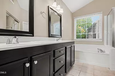 5524 Edgebury Road, Raleigh, NC 27613 - Photo 16