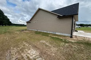 200 Budd Godwin Ln, Dunn, NC 28334 - Photo 20
