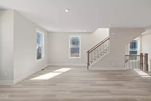 536 Plumleaf Ln, Durham, NC 27703 - Photo 14