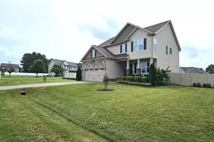 15 Brushwood Ct, Youngsville, NC 27596 - Photo 4