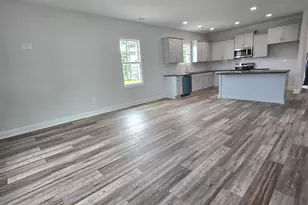 178 Jenkins St, Dunn, NC 28334 - Photo 2