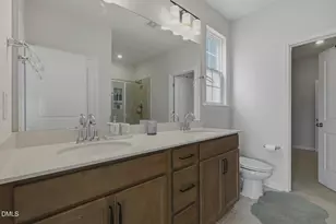 135 White Oak Gdn Wy, Garner, NC 27529 - Photo 34