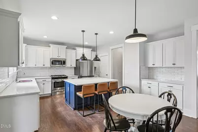129 Pointe Park Circle, Holly Springs, NC 27540 - Photo 18