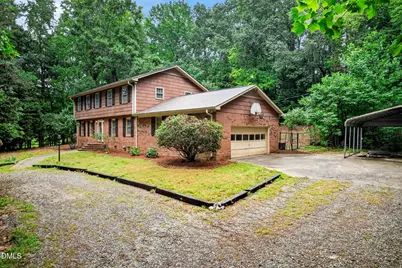 1110 Sandlewood Drive, Durham, NC 27712 - Photo 2