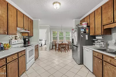 204 Springwood Place, Clayton, NC 27520 - Photo 8