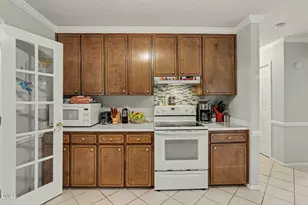 204 Springwood Pl, Clayton, NC 27520 - Photo 10