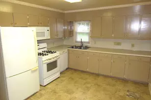 2635 W Lyon Station Rd, Creedmoor, NC 27522 - Photo 8