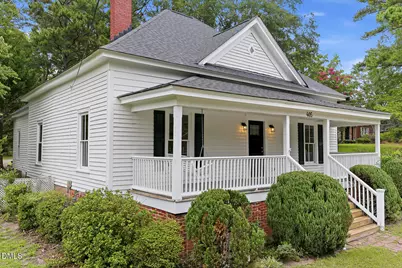 405 E Academy Street, Fuquay-Varina, NC 27526 - Photo 2