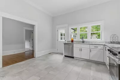 405 E Academy Street, Fuquay-Varina, NC 27526 - Photo 16