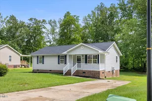 205 Polly Dr, Oxford, NC 27565 - Photo 2