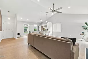 8108 Bellingham Cir, Raleigh, NC 27615 - Photo 16