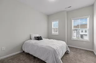 812 Star Rdg Dr, Raleigh, NC 27610 - Photo 30