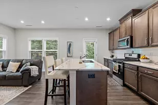 812 Star Rdg Dr, Raleigh, NC 27610 - Photo 24
