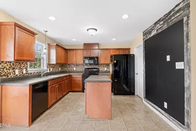 185 Snowberry Lane, Smithfield, NC 27577 - Photo 8