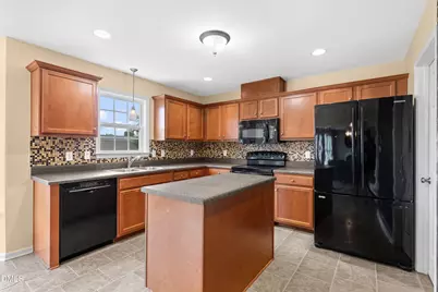 185 Snowberry Lane, Smithfield, NC 27577 - Photo 6