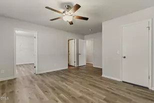 102 Oaklake Ct, Fuquay Varina, NC 27526 - Photo 26
