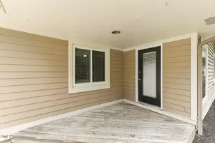102 Oaklake Ct, Fuquay Varina, NC 27526 - Photo 4