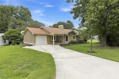 102 Oaklake Court, Fuquay Varina, NC 27526 - Photo 2