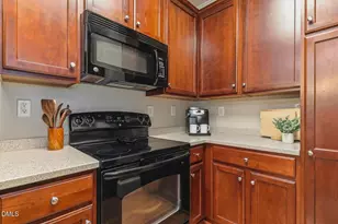 918 Portstewart Dr, Cary, NC 27519 - Photo 8