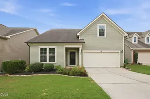 929 Stable Fern Dr, Fuquay Varina, NC 27526 - Photo 2