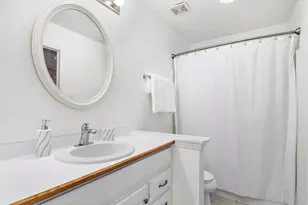 1000 Brighthurst Dr, Raleigh, NC 27605 - Photo 22