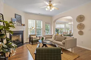 1423 Crimson Creek Dr, Durham, NC 27713 - Photo 2
