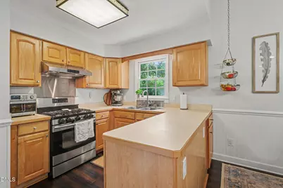 5308 Barclay Drive, Raleigh, NC 27606 - Photo 8