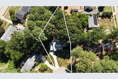 5004 Foxlair Court, Raleigh, NC 27609 - Photo 2