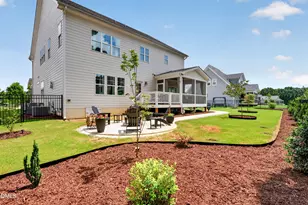 212 Utley Bluffs Dr, Holly Springs, NC 27540 - Photo 42